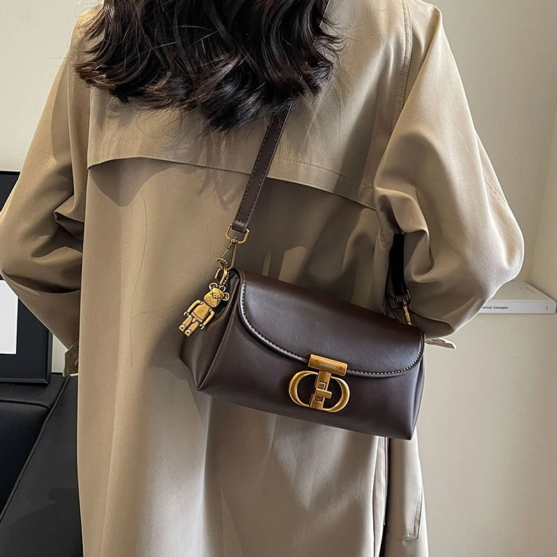 视频轻奢通勤小包包女2023新款秋冬时尚百搭斜挎包高级感单肩小包