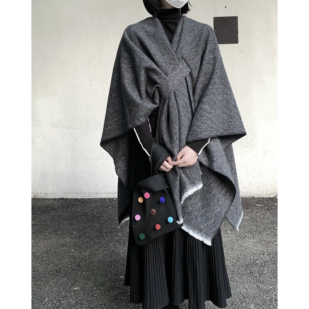 山本风高级感纯色小众简约百搭仿羊绒叠穿披肩斗蓬防风外套防滑带