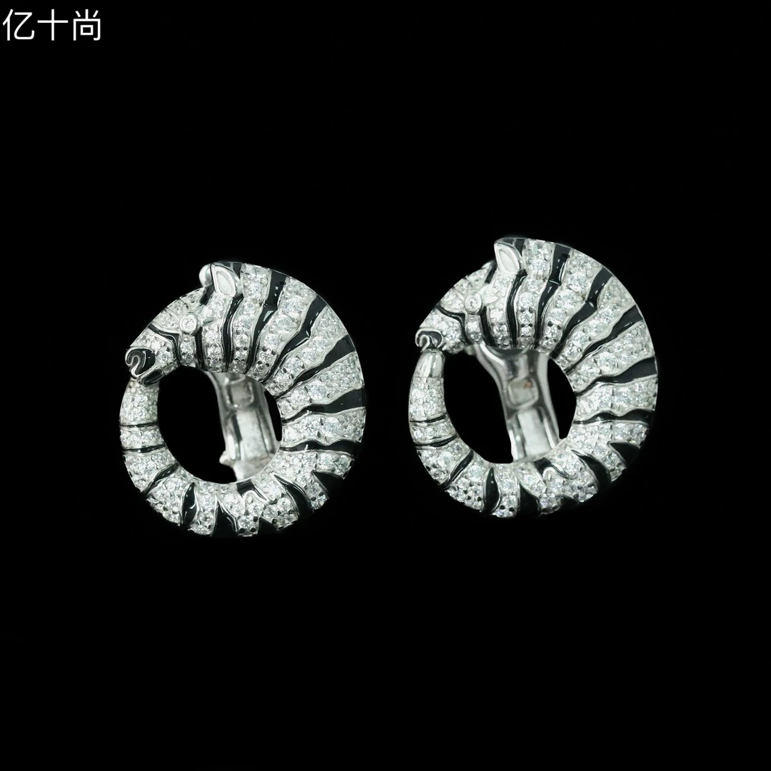 925银合成锆石耳饰 亿十尚黑斑马高档耳环耳钉轻奢时尚气质洋气酷