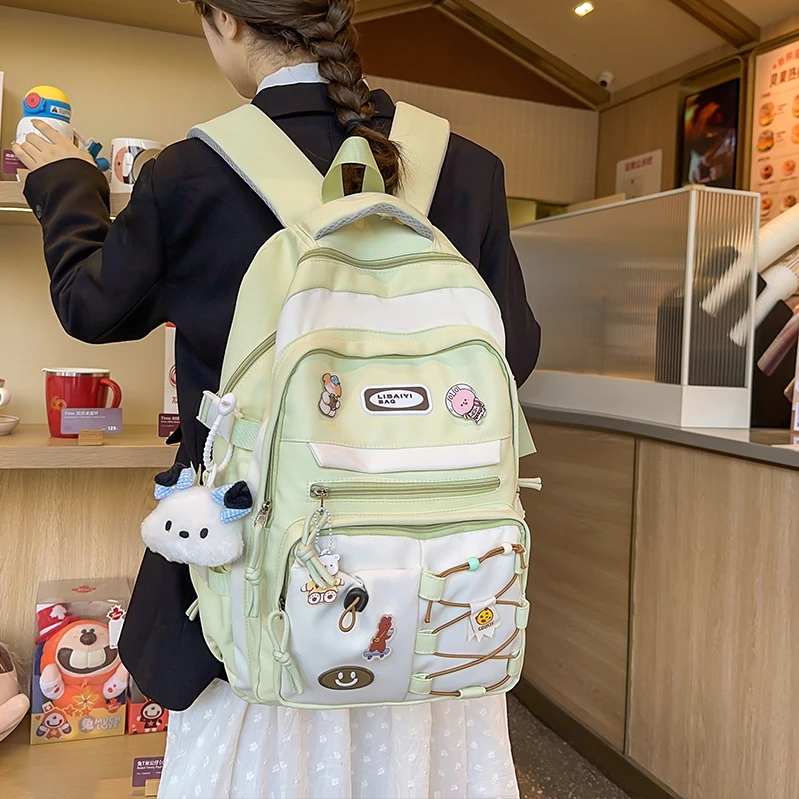 书包女高中生大容量高颜值背包女可爱轻便初中女生小学生双肩包女