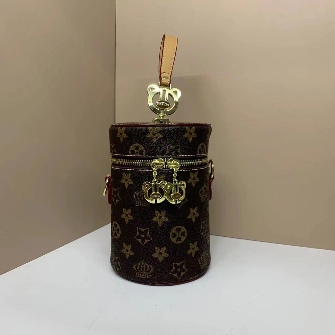 【娜美小熊女包】9184梅花咖新款时尚气质百搭网红斜挎包