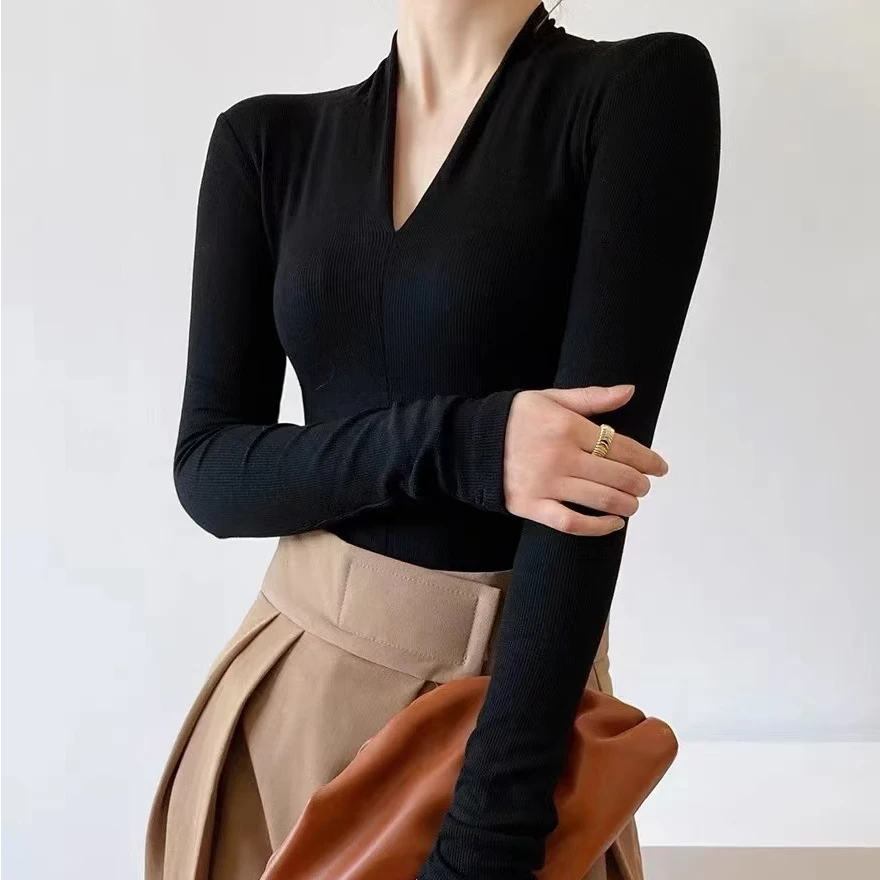 V领高定百搭气质长袖修身螺旋棉打底衫