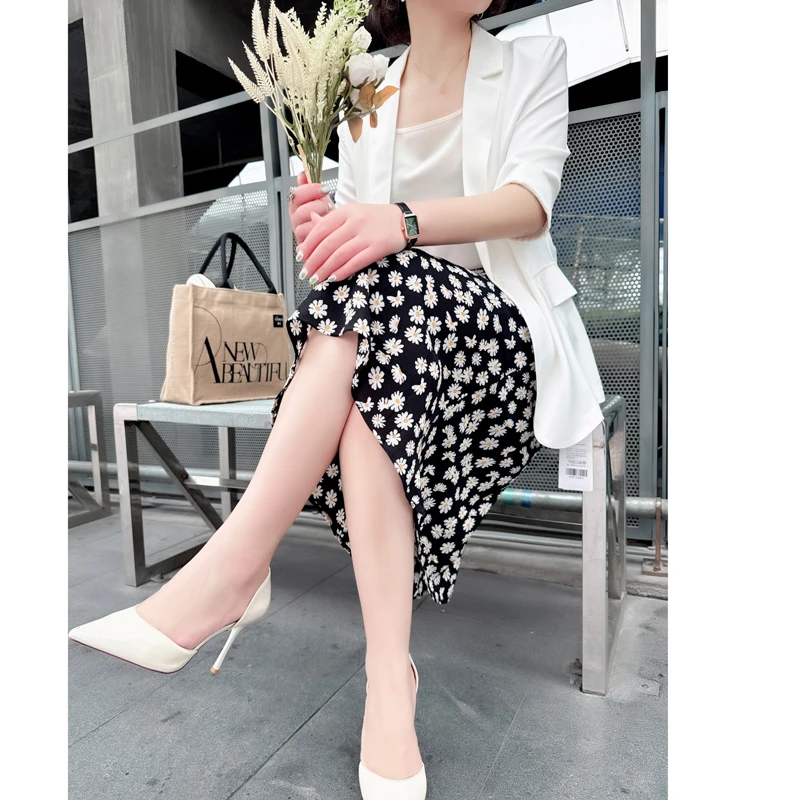 小雏菊半身裙女夏2024新款时尚洋气碎花裙子高腰百搭包臀裙鱼尾裙