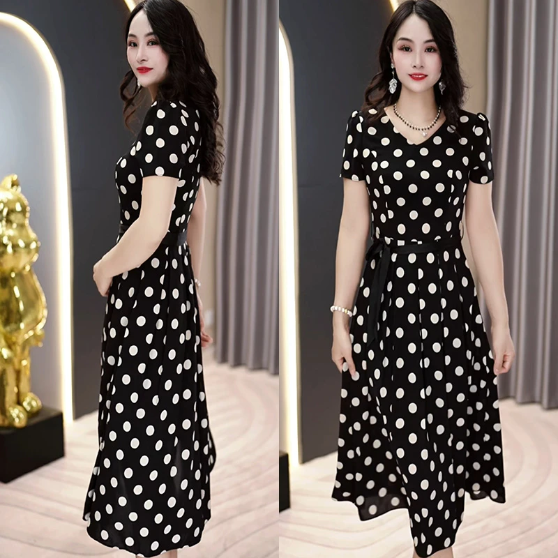 2024夏季新款V领字母冰丝速干舒适透气修身显瘦中长款短袖连衣裙