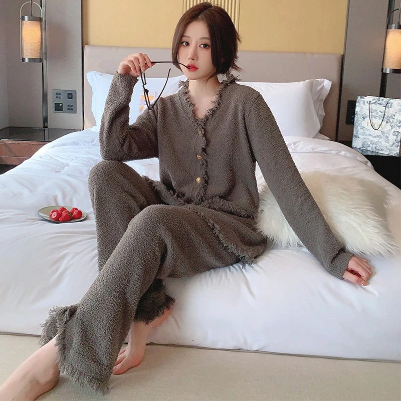 可外穿甜美小香风睡衣女秋冬天软绵绵加厚流苏保暖珊瑚绒家居服