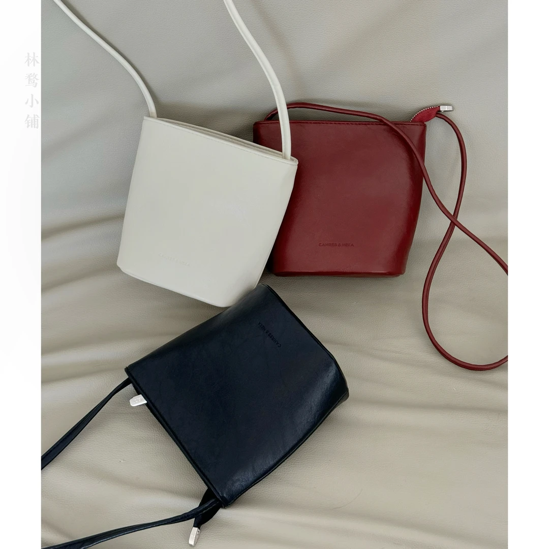 2025夏季小包包女士单肩斜挎包哑光油蜡裂纹简约百搭水桶包