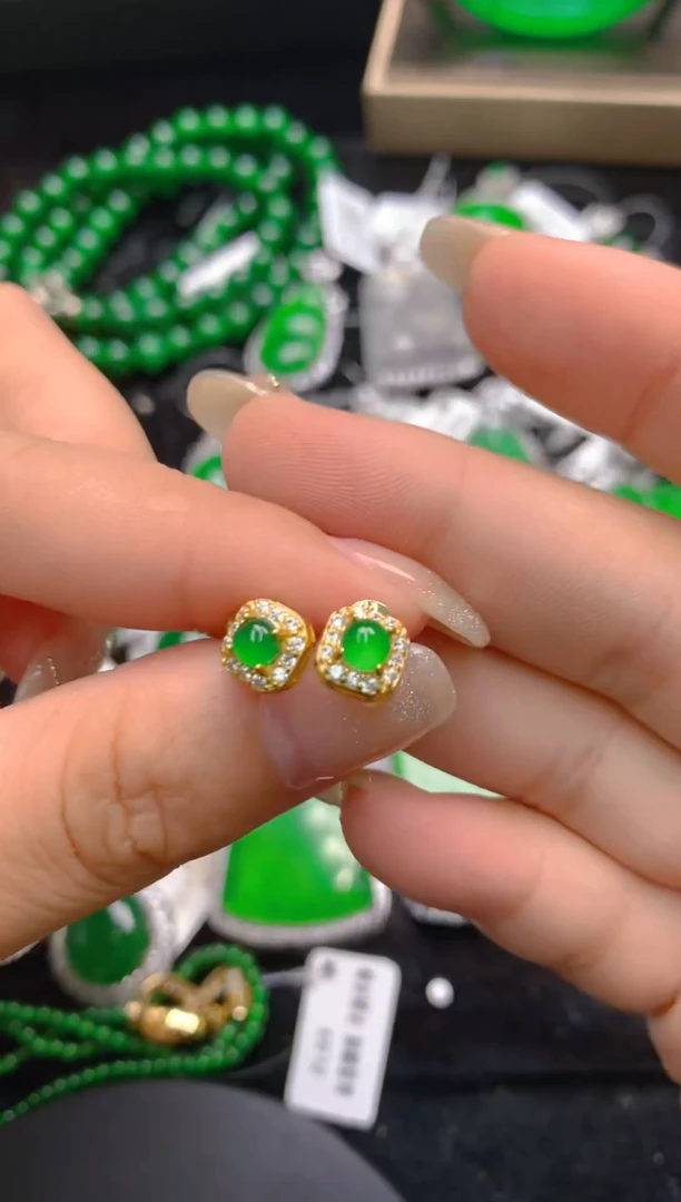 【闪购商品】翡翠颈饰银S925镶嵌24多样性发货（只发一件）