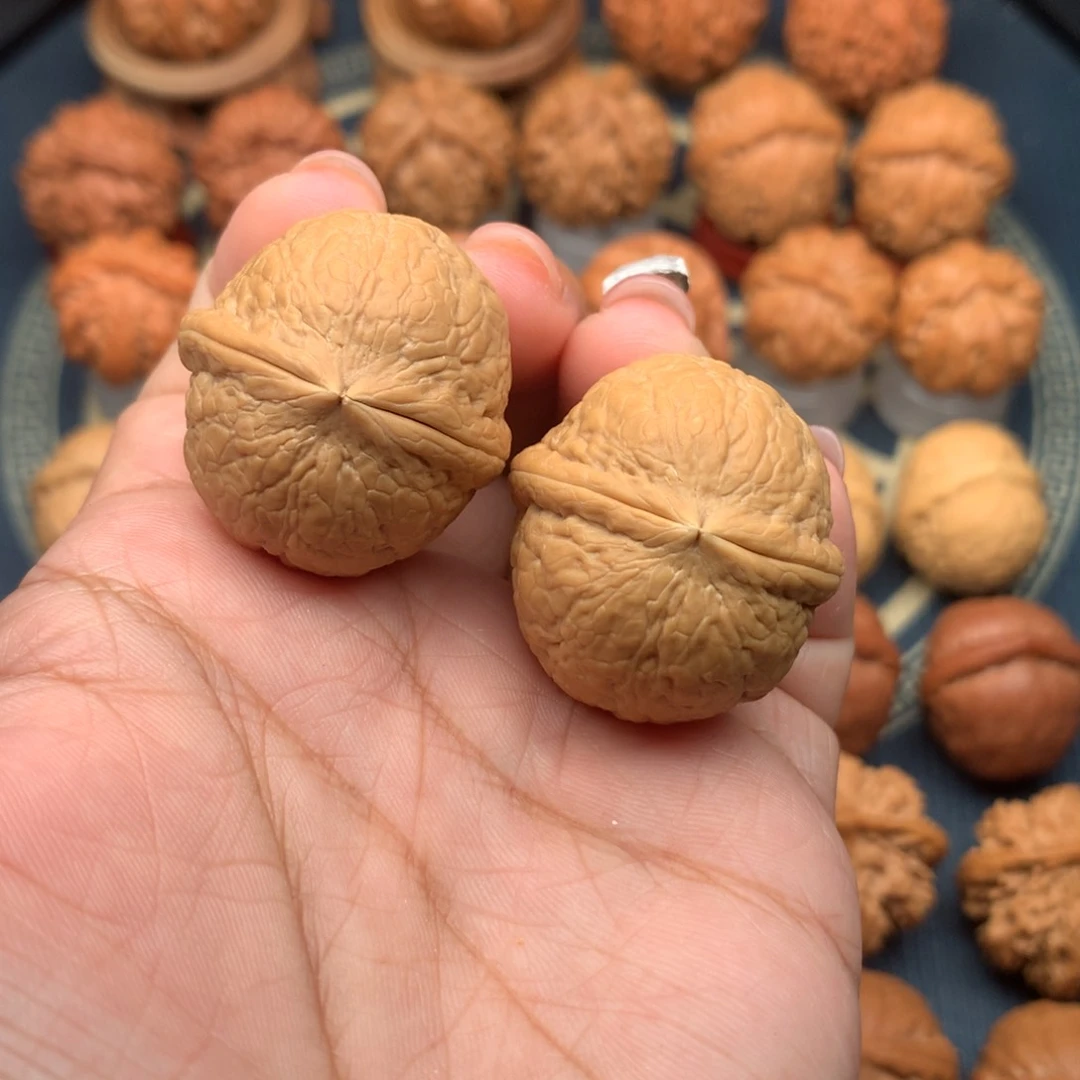 文玩核桃把件核桃