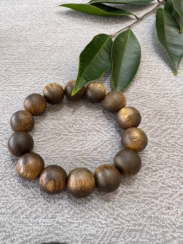 【奇楠沉香】14圆珠单圈15克加 多样性发一