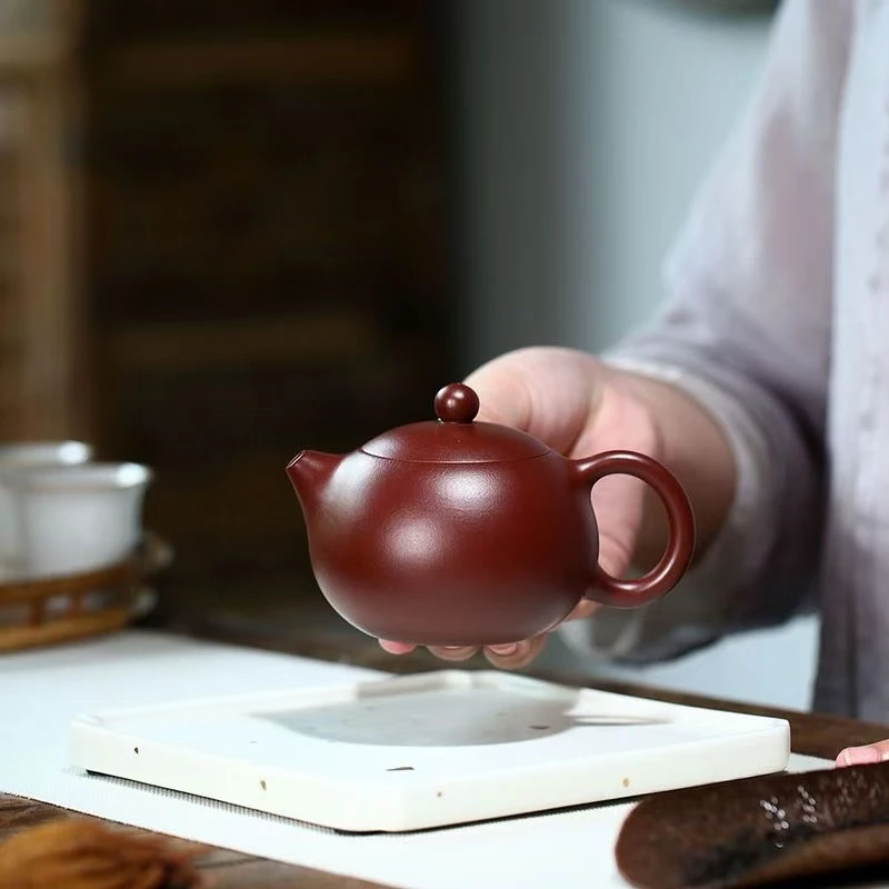 紫朱泥卡盖西施紫砂壶