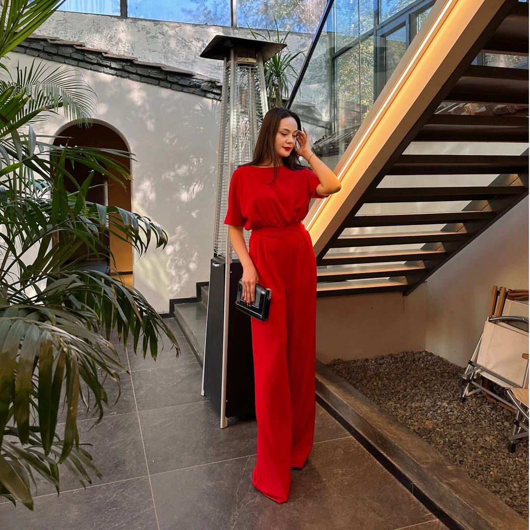 【新疆包邮】安可拉红色连体裤   显瘦气质女神时尚秋冬款