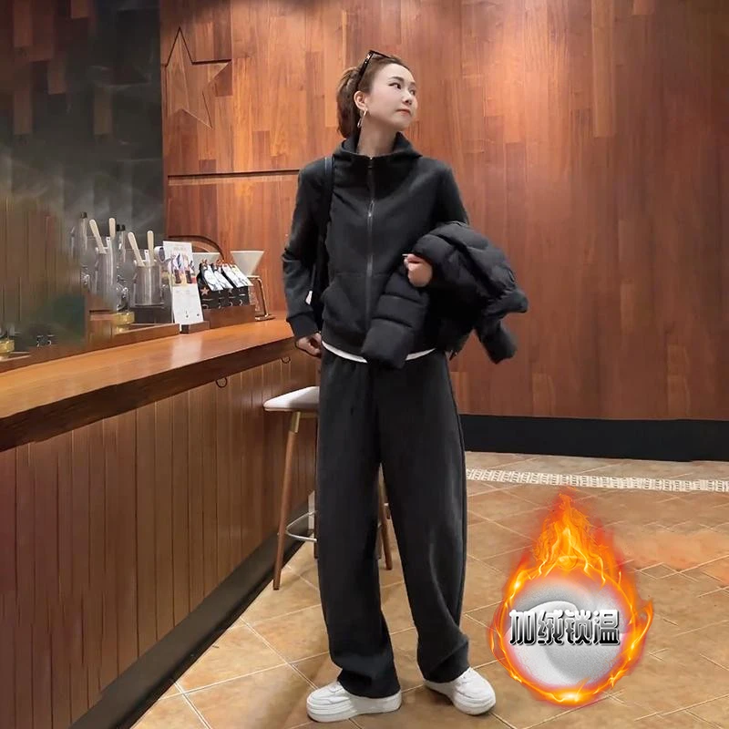 显瘦遮肚子减龄套装2025冬季新款加绒加厚保暖连帽卫衣高腰阔腿裤