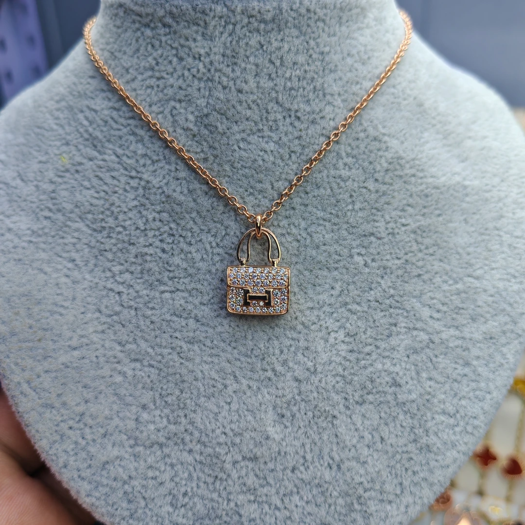 时尚 轻奢 18k金 玫瑰金 精工镶嵌满钻康康包项链（实心）带钻精致