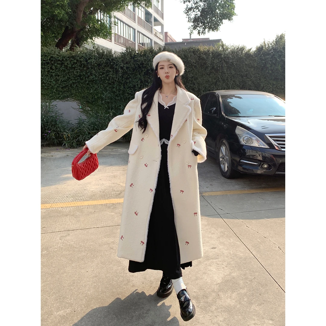 【昭和少女】甜辣多多秋冬刺绣气质长款白色大衣