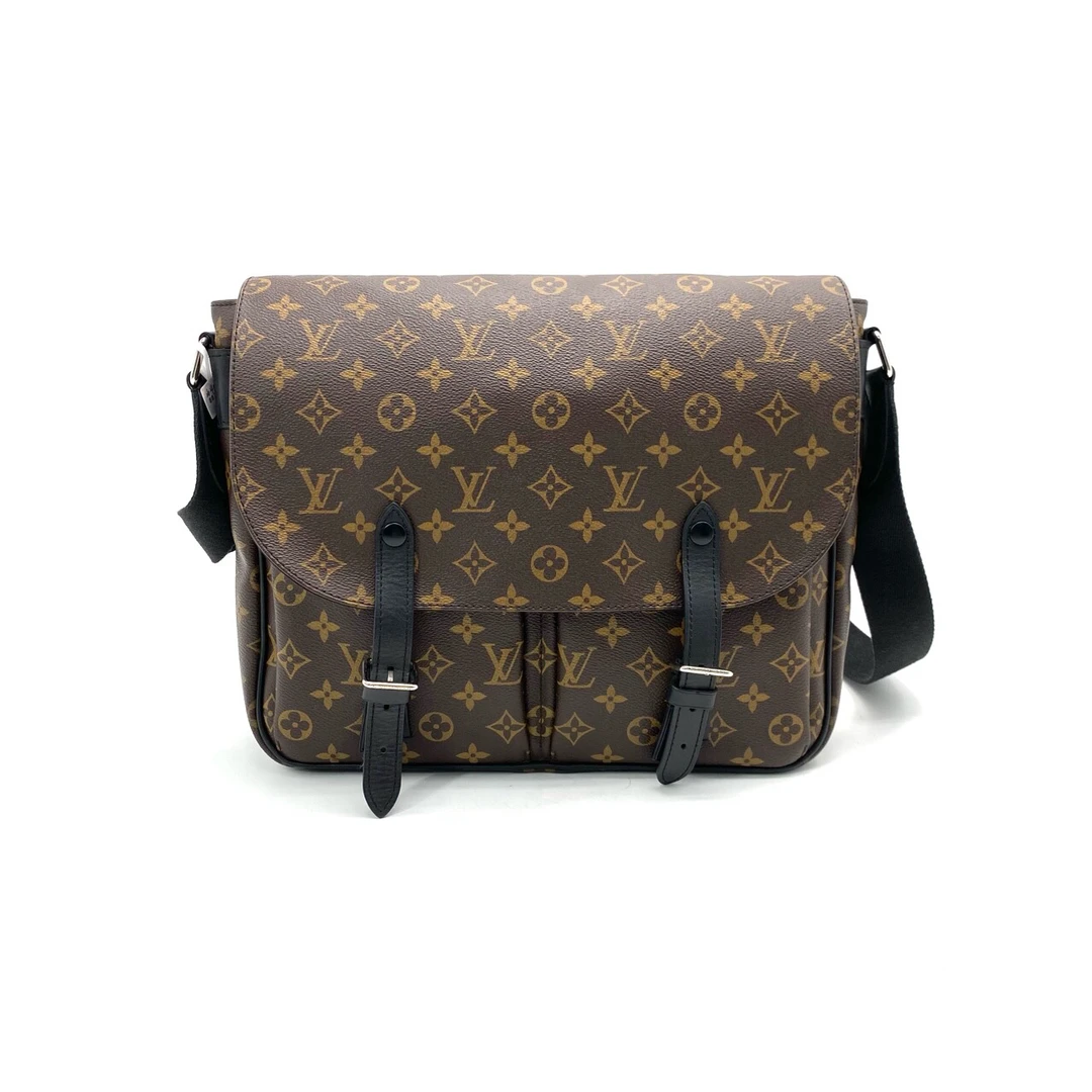 95新 LouisVuitton/路易威登 christopher棕花斜挎包尺寸33/28