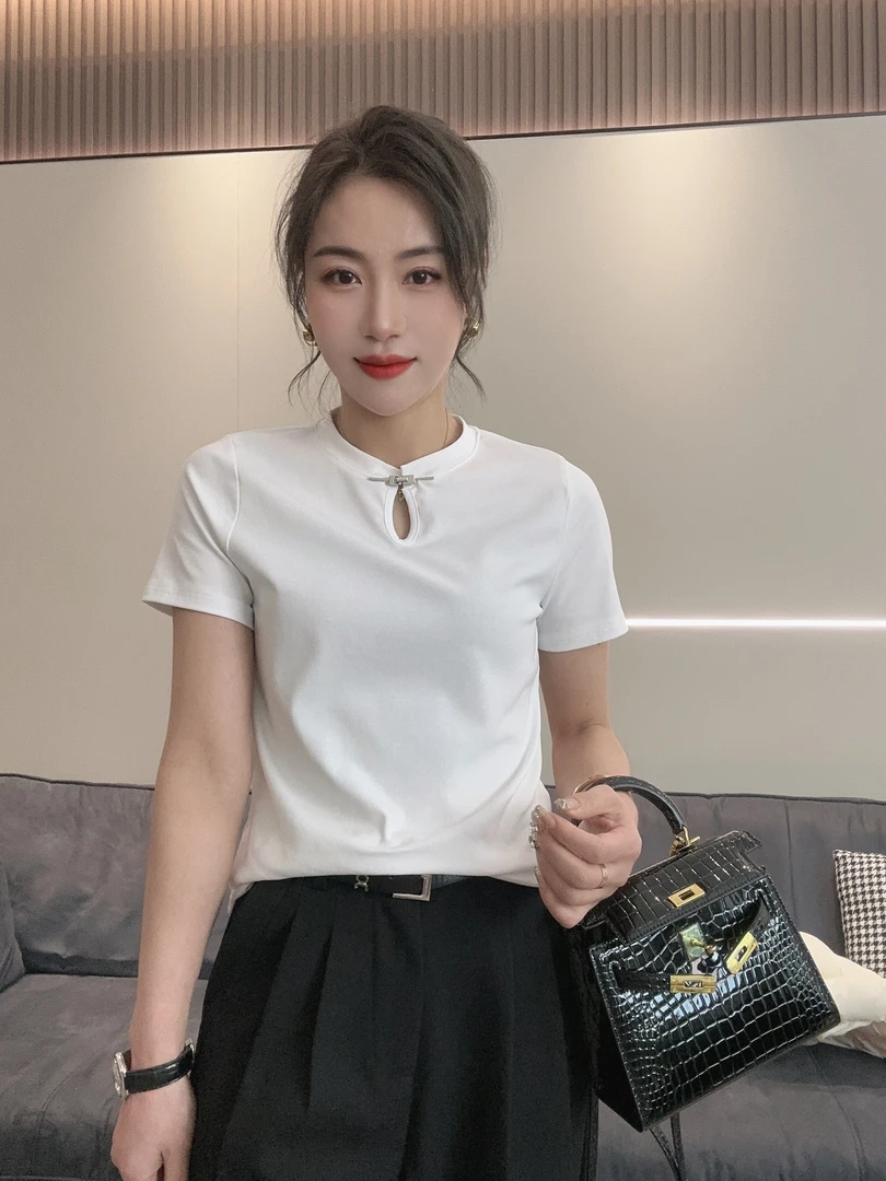 【黄小芳】气质盘扣简约内搭短袖