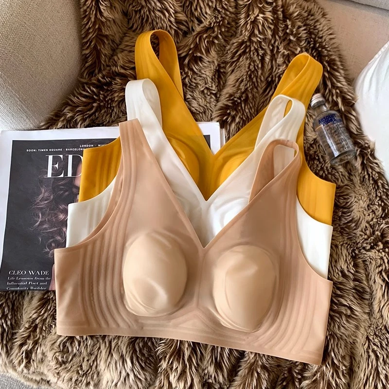 【无痕冰丝感】舒适透气大胸显小内衣无钢圈收副乳兔耳朵文胸Q26805