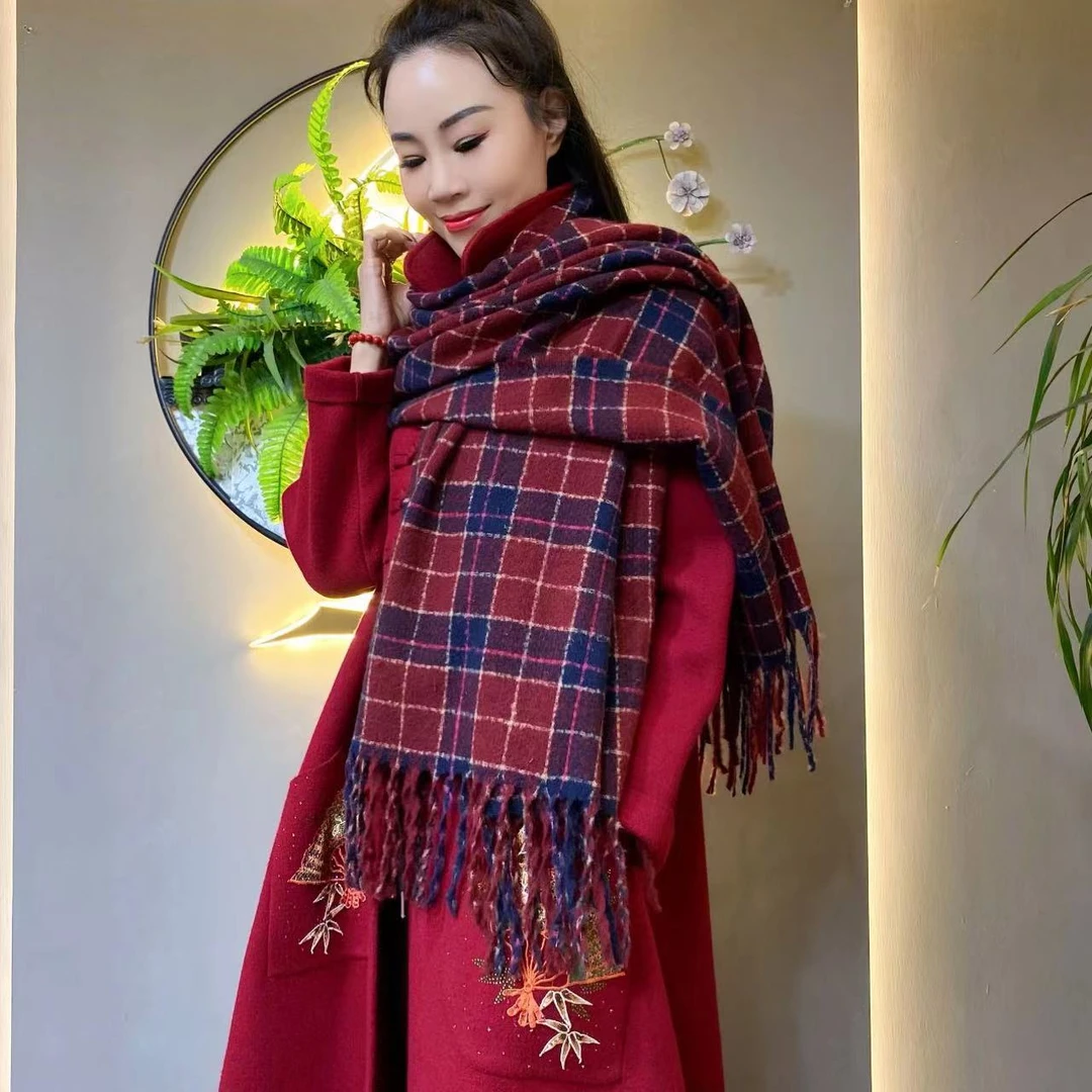 junshangqiyi/君尚绮依红色格子复古流苏围巾女百搭保暖时尚披肩