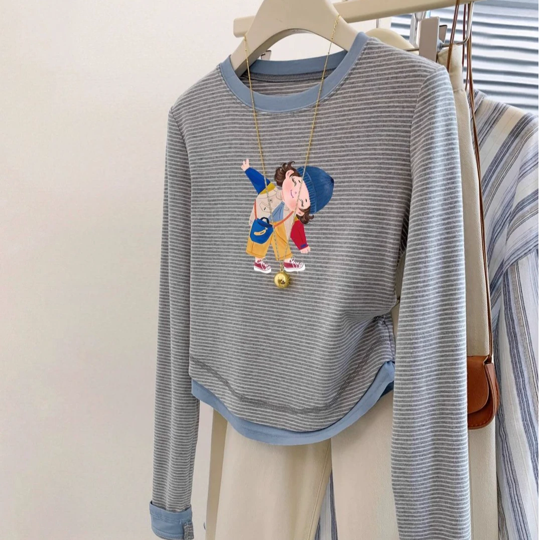 韩系条纹假两件长袖t恤女初秋短款设计感内搭打底衫正肩上衣早秋