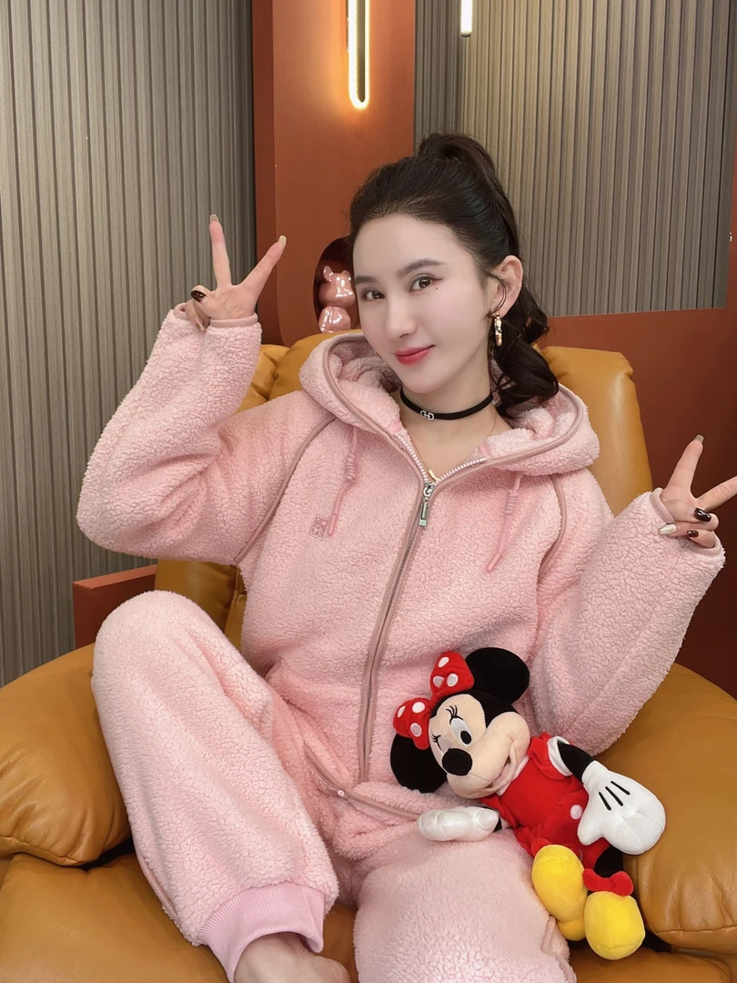 女款冬季新款睡衣加绒加厚连帽北羔绒套装百搭家居服时尚套装