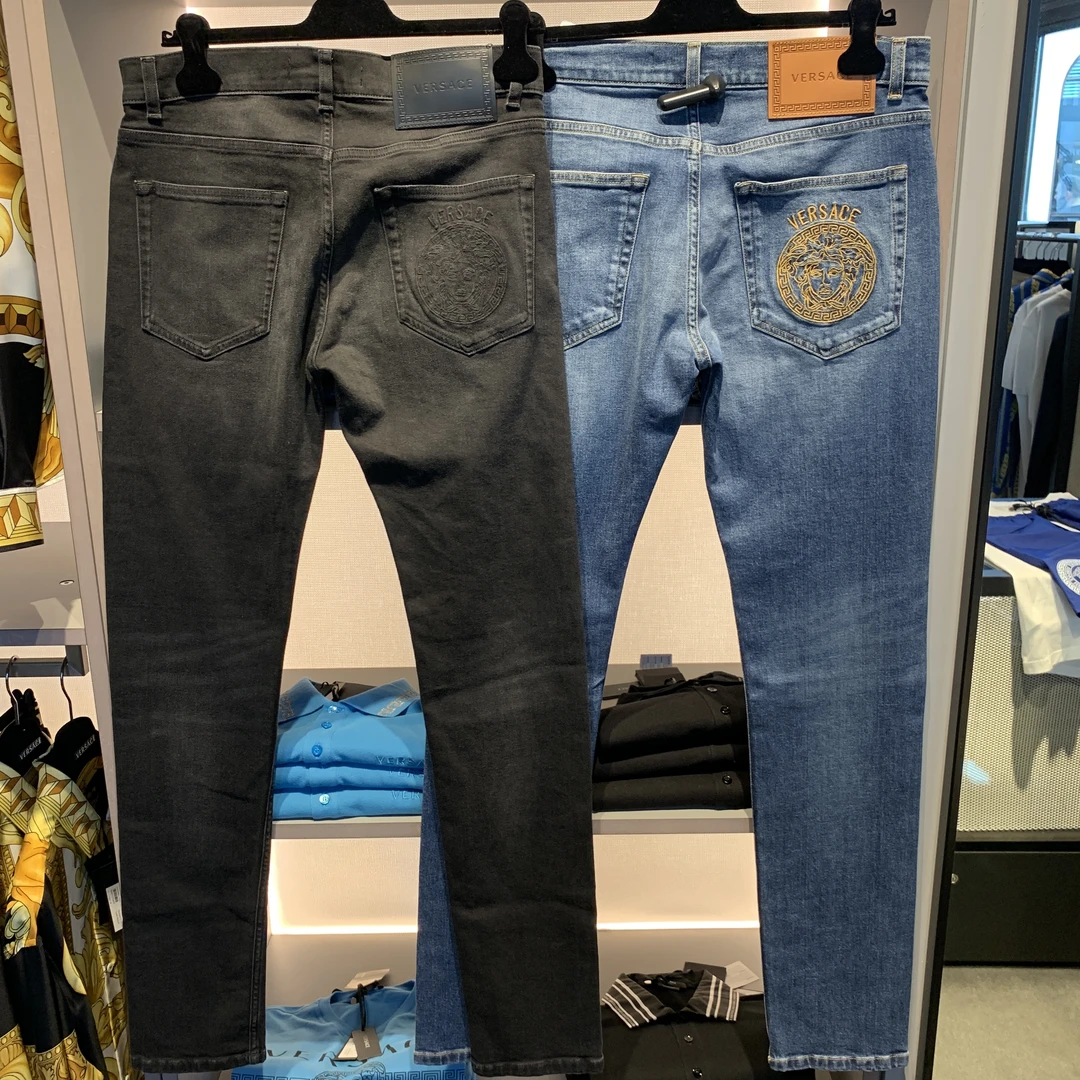 全新未使用 Versace/范思哲 国内现货/男士四季款头像刺绣牛仔裤