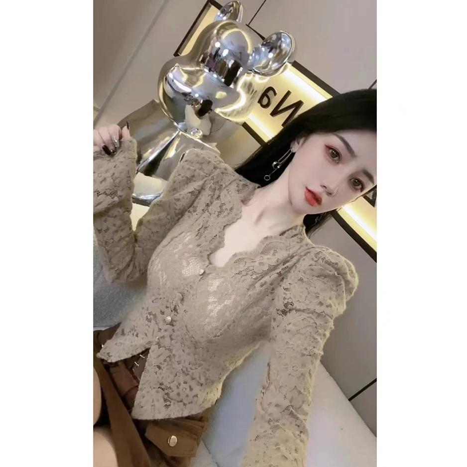 【24小时发】08224 胖mm设计感V领蕾丝衫女秋气质开叉百搭显瘦上衣