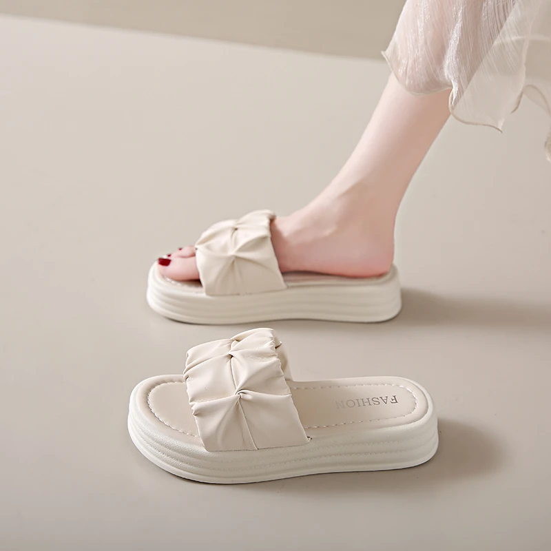 拖鞋女款2025新款夏季外穿厚底百搭一字拖时尚皱褶休闲海边拖鞋