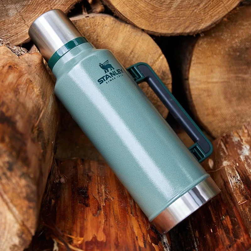 美国便携式保温壶户外旅行热水瓶大容量不锈钢复古真空保温杯