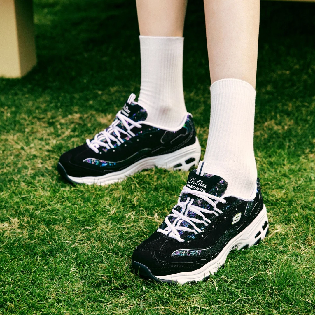 SKECHERS/斯凯奇奥莱断码清货女拼接闪片熊猫厚底休闲运动鞋11916