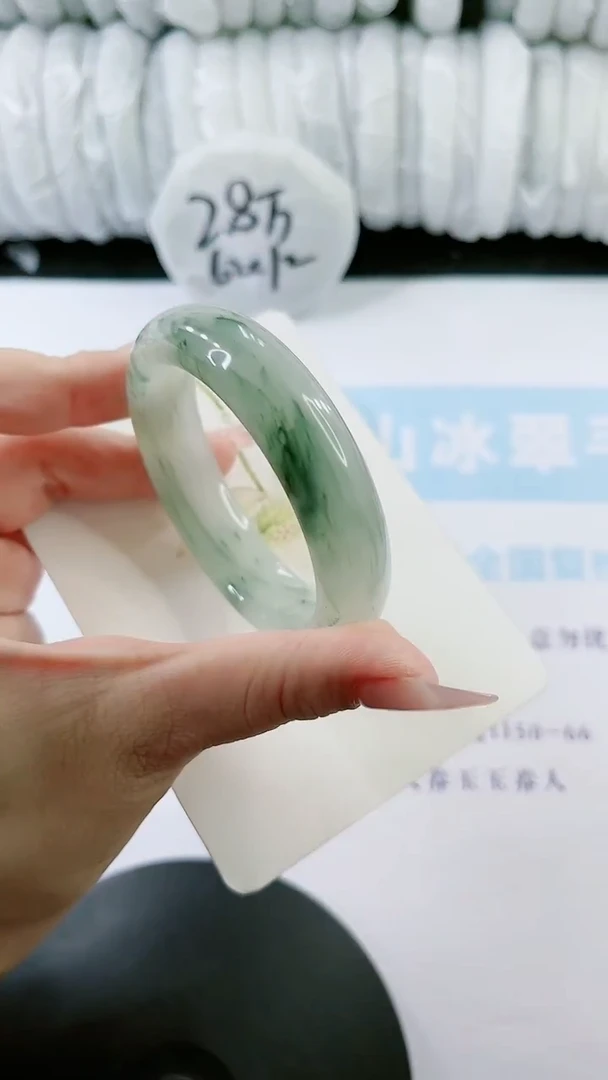 【闪购商品】石英质玉手镯未镶嵌0564310792-52