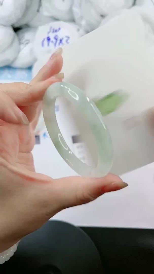 【闪购商品】石英质玉手镯未镶嵌0095027660-54多样性发货