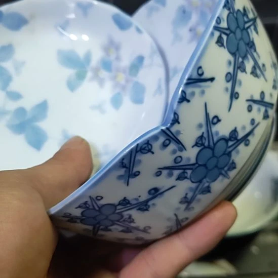 碗我*?瓷器活动了,。。?