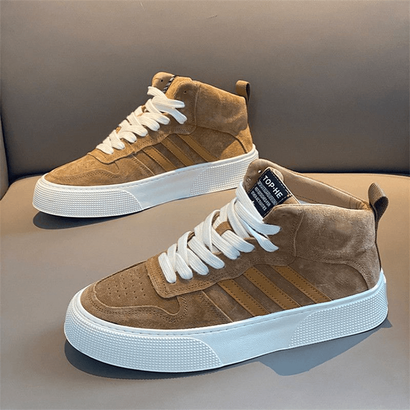 潮牌板鞋男2023年秋季新款潮流高帮舒适软底轻质黑色鞋子休闲鞋男