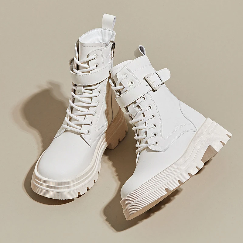 马丁靴女2024秋季新款时尚潮流休闲厚底百搭英伦风户外工装短靴女