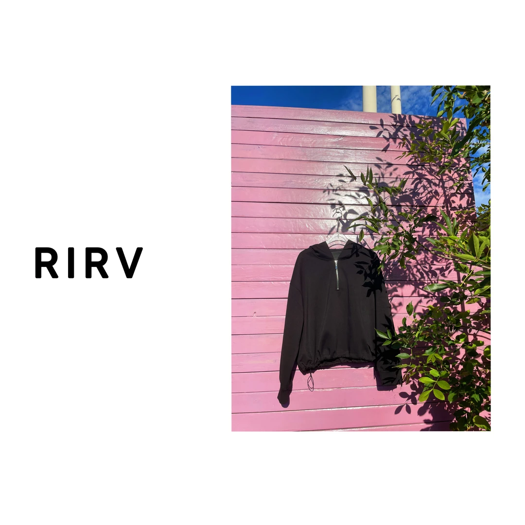 RIRV时髦-黑色机场卫衣套装