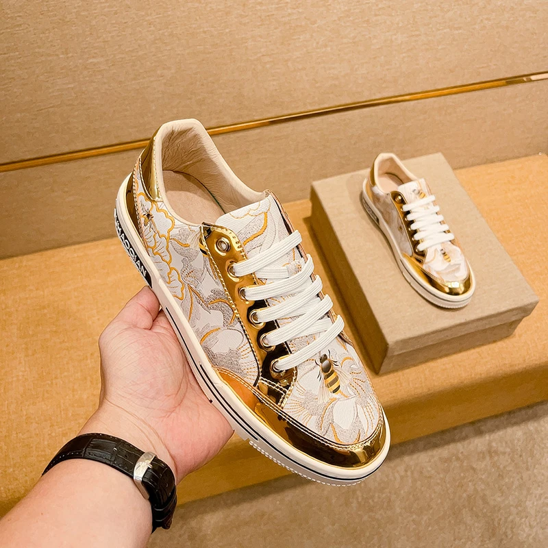 奢侈品潮牌爆款小蜜蜂男鞋高级感真皮印花潮流百搭休闲板鞋45大码