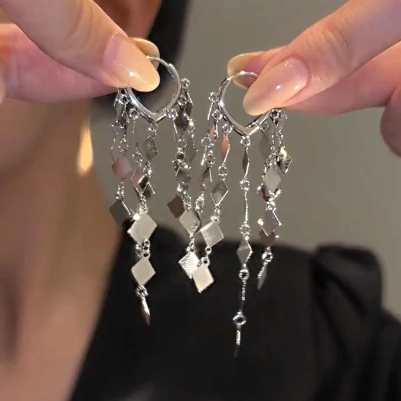 铜合金耳饰 超闪菱形流苏亮片耳扣女高级感轻奢时尚个性长款耳环