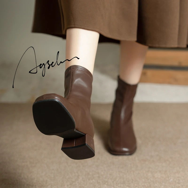 奥古狮登切尔西短靴女2023新款秋冬小踝靴瘦瘦靴高跟粗跟方头棕色