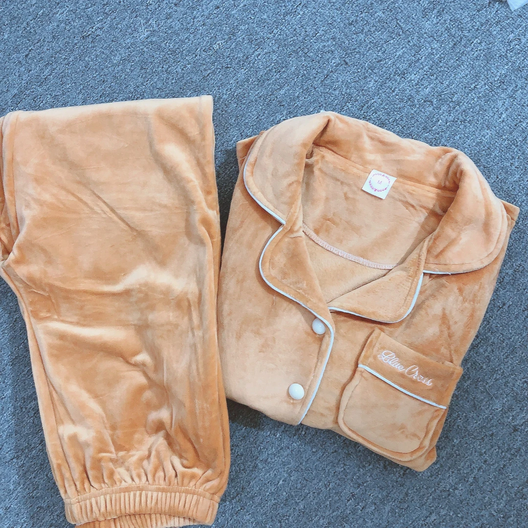 高端女款秋冬海岛绒保暖开衫套装【香槟色】