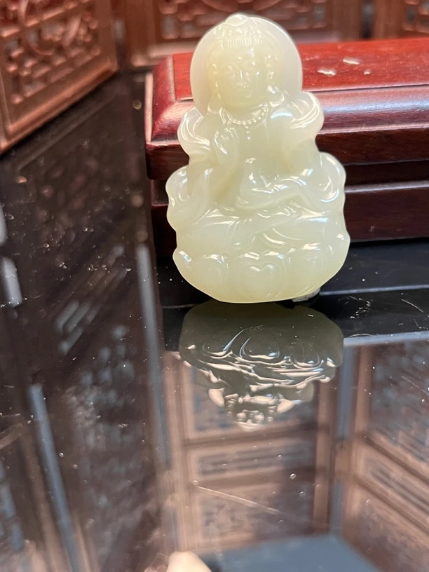 天然和田玉飘带观音手工雕刻长48宽30厚11