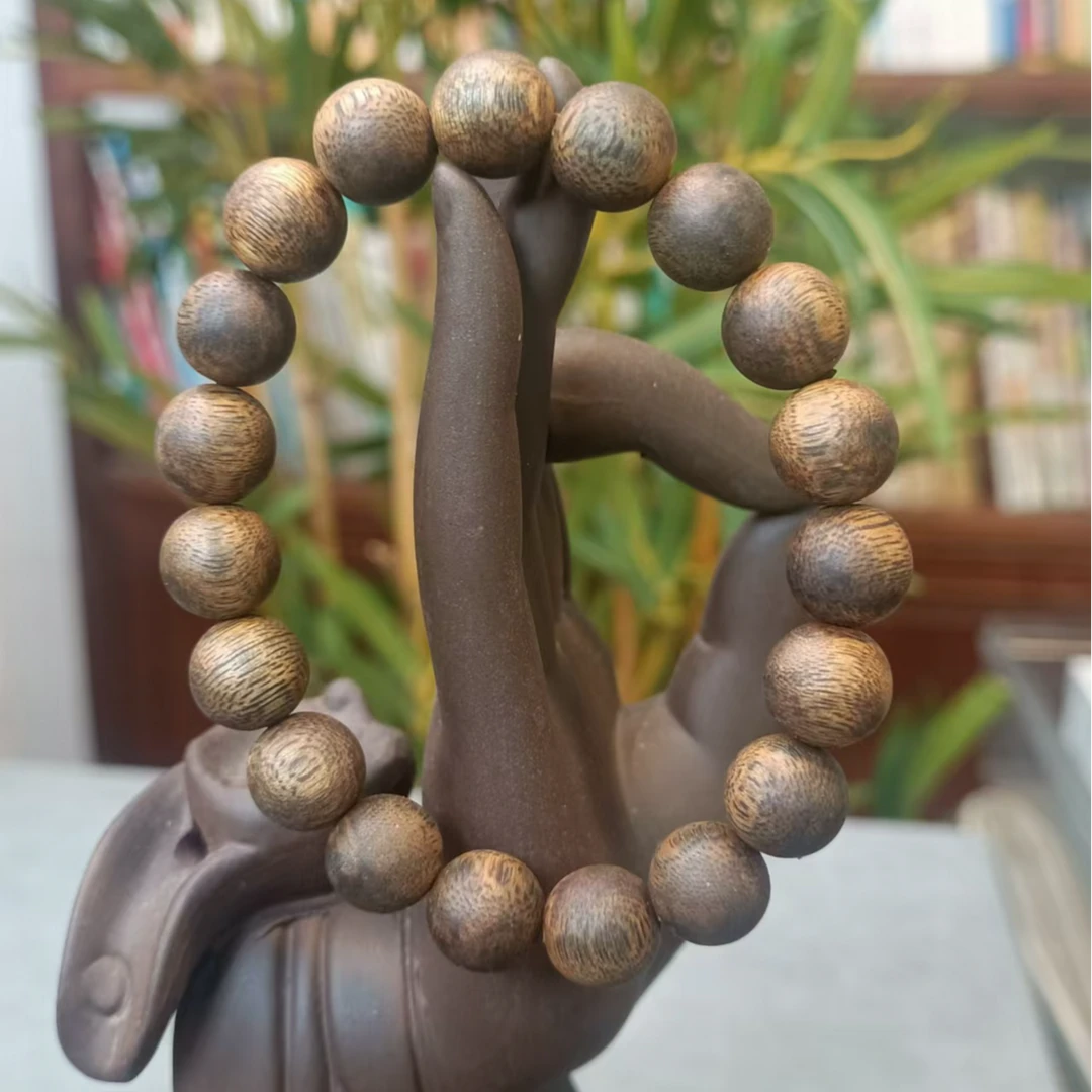 莺歌绿棋楠圆珠单圈手串13mm,14克，多样性发一条