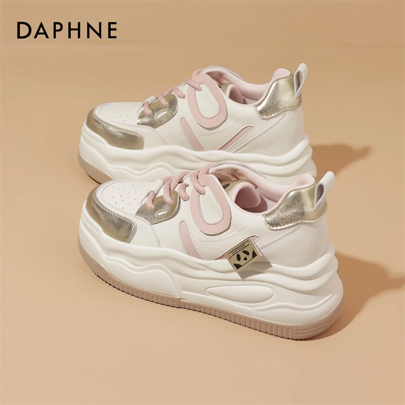 达芙妮新款小个子内增高女鞋2025秋冬运动厚底老爹鞋熊猫拼色板鞋