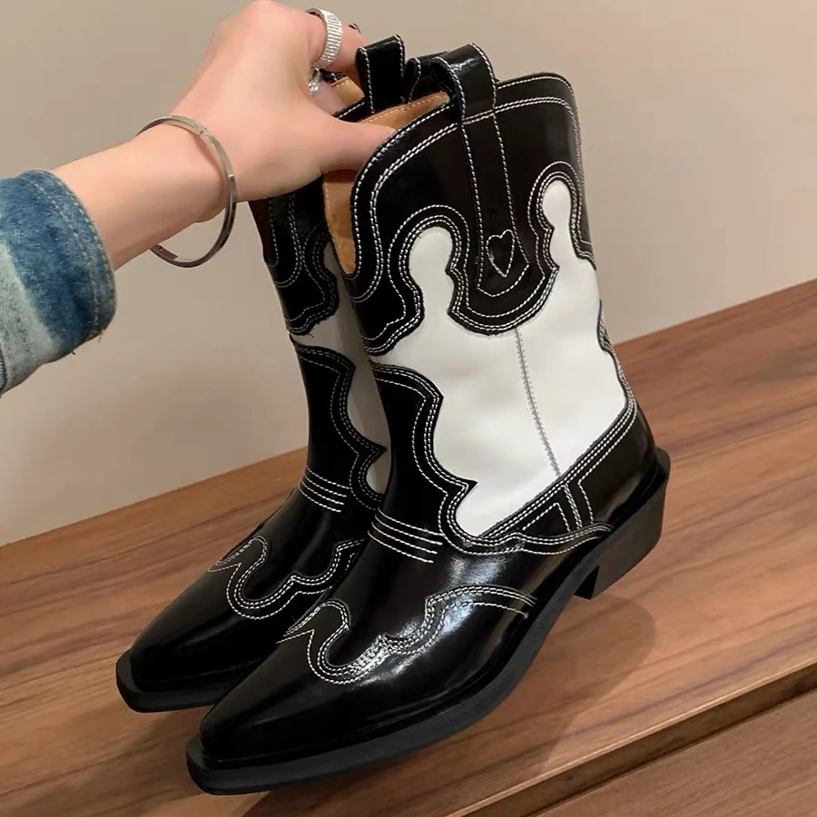 废土风西部牛仔短靴时尚复古英伦风粗跟尖头V口套筒秋冬小短靴女