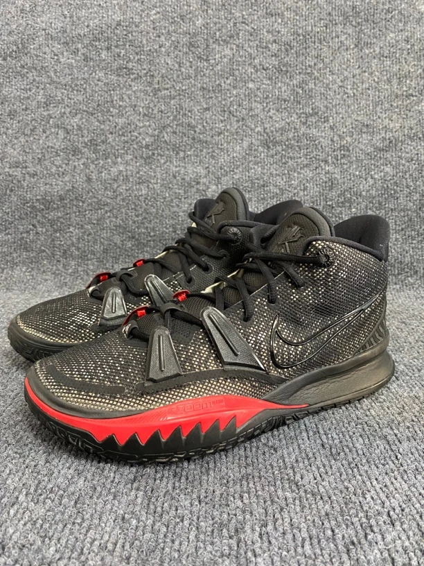 欧文7黑红42.5码，9新