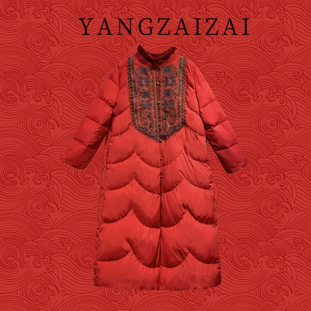 在民族风复古满片刺绣冬季保暖外套毛领过膝羽绒服YRF90094