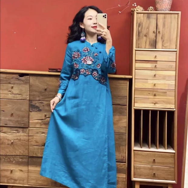 【2022新款】中国风刺绣立领斜襟中长款连衣裙L90188