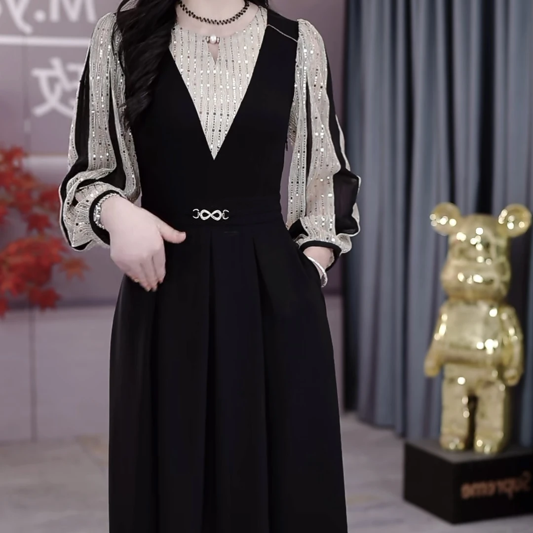 初秋新款连衣裙2024秋季气质韩版显瘦百搭收腰连衣裙