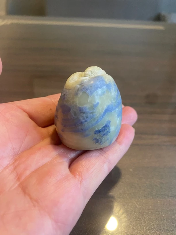 青田封门蓝带手玩件