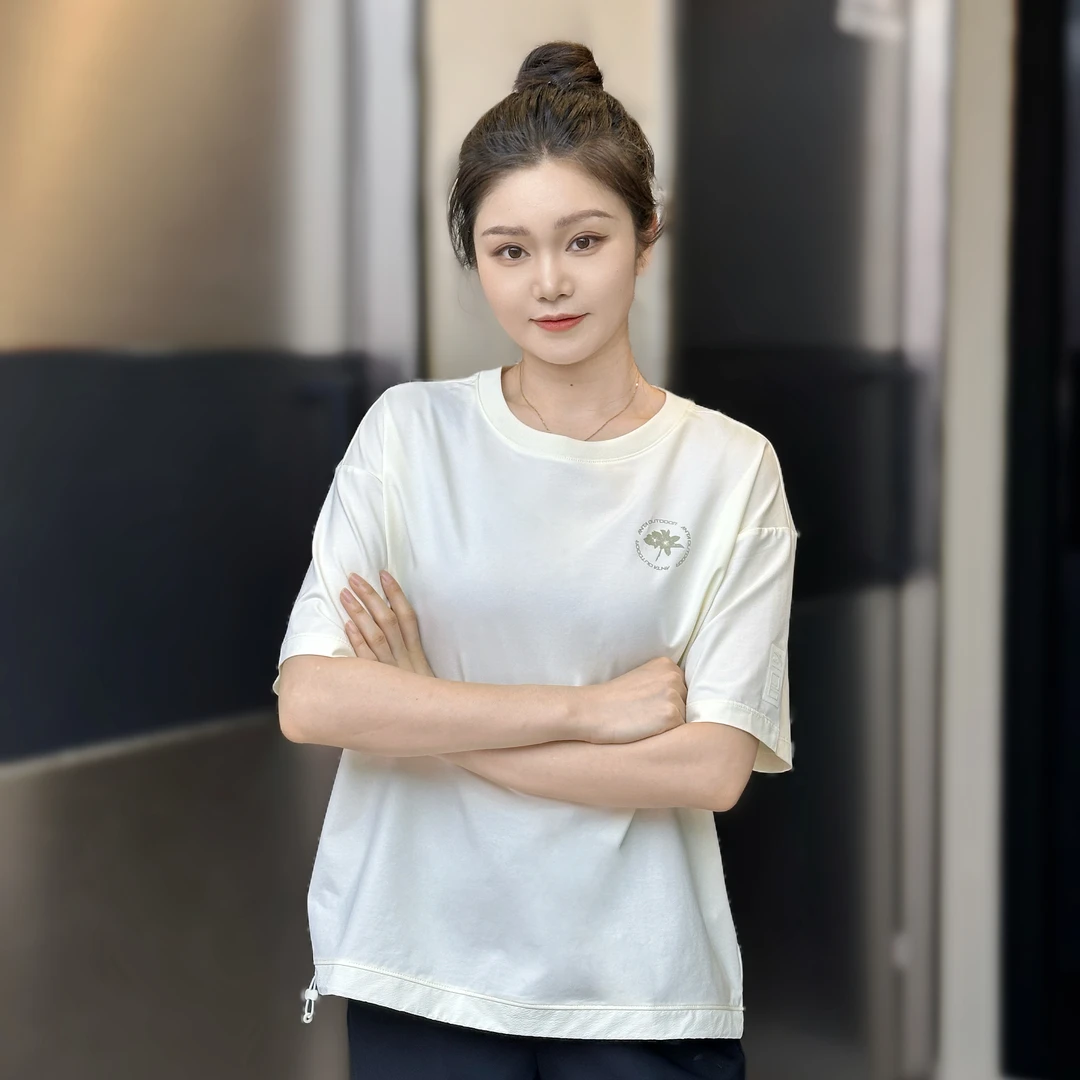 【户外国家地理】安踏短袖t恤女夏季新款休闲短T透气百搭/162426105