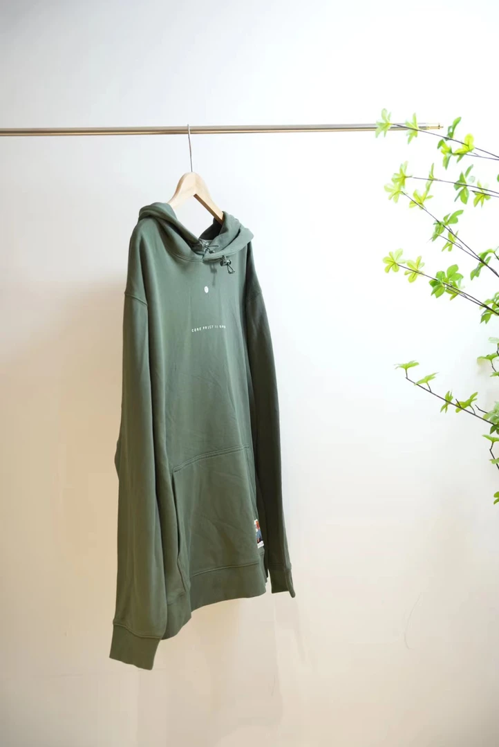 7234-一款两色后背露营刺绣图案连帽卫衣（有无帽绳随机发）